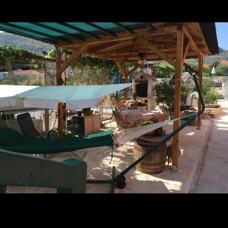 Holiday Home Listesi 1 Трогир Экстерьер фото