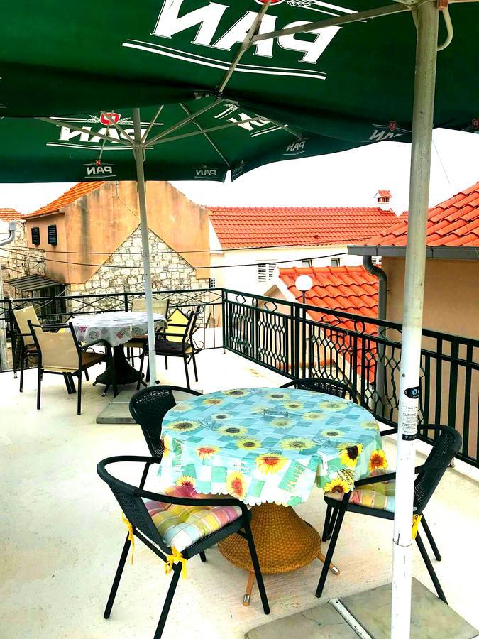 Holiday Home Listesi 1 Трогир Экстерьер фото